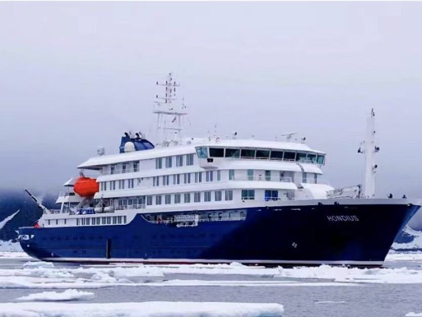 【260903&0904】北极·冰岛奢享游(含南岸线)+斯匹次卑尔根岛+东格陵兰岛【北极A线24天】